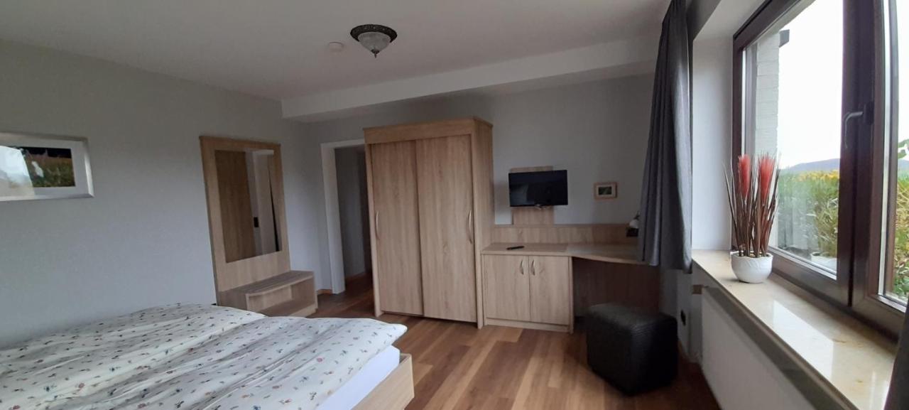 Ferienwohnung Wiesenblick Mit Terrasse Im Landhaus Fischer 상트안드레스베르크 외부 사진